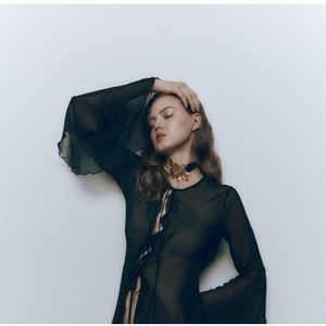 Zara flower choker necklace